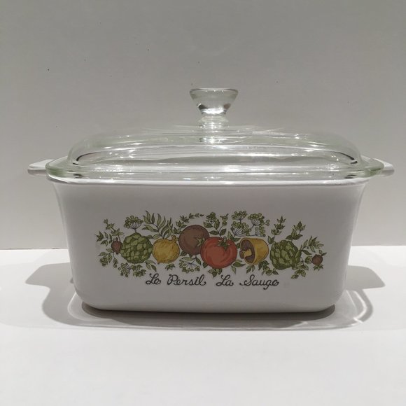 CORNING WARE Other - HOST PICK !! CORNING WARE CASSEROLE W/ LID